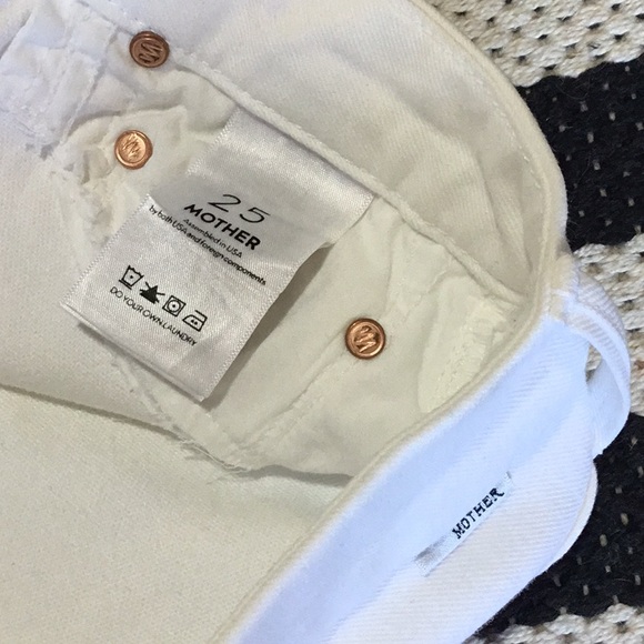 MOTHER The looker Crop Glass Slipper White Jeans - Picture 5 of 7